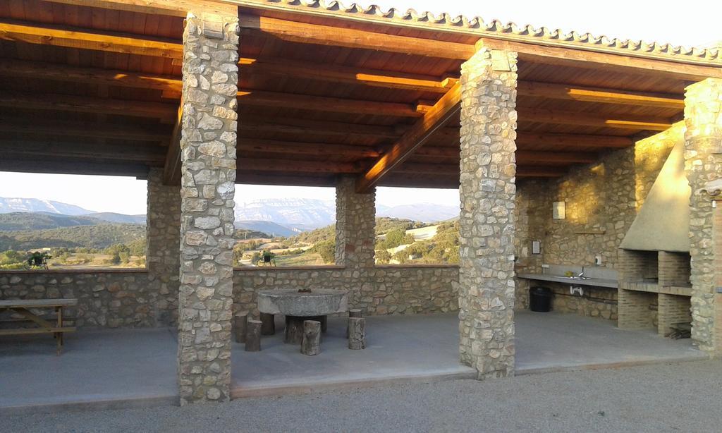 Cal Ribero Aparthotel Vilanova De La Sal Exteriör bild