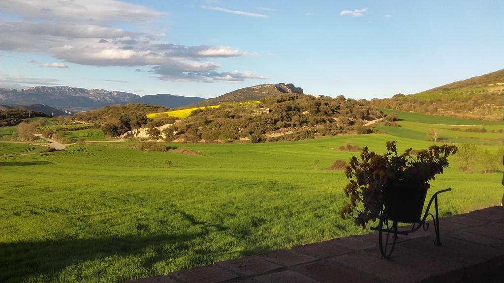 Cal Ribero Aparthotel Vilanova De La Sal Exteriör bild