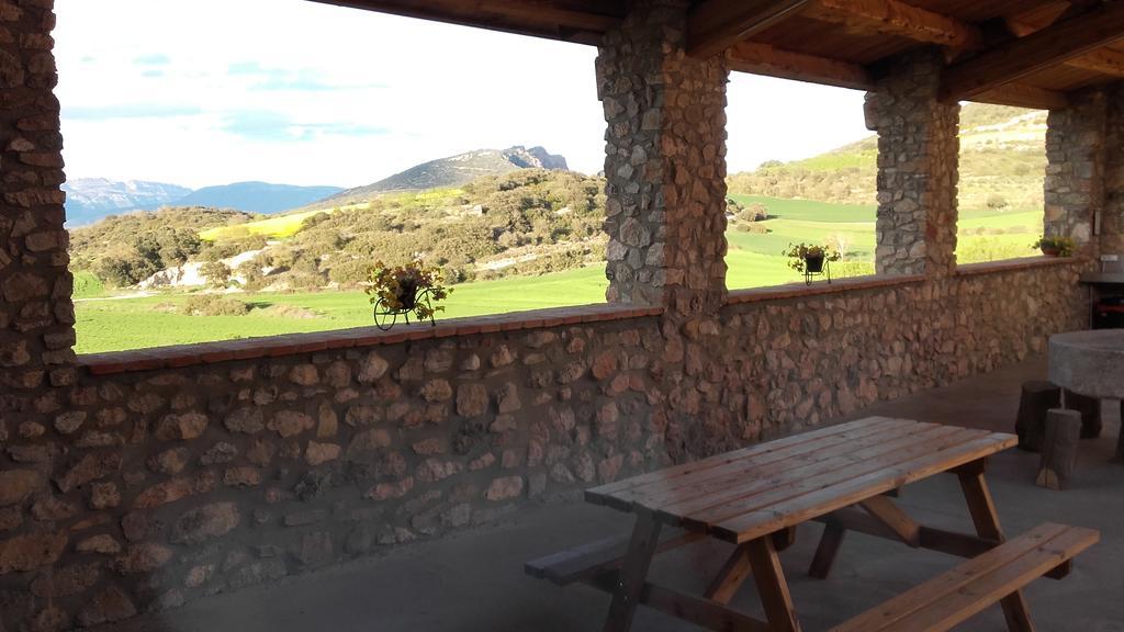 Cal Ribero Aparthotel Vilanova De La Sal Exteriör bild