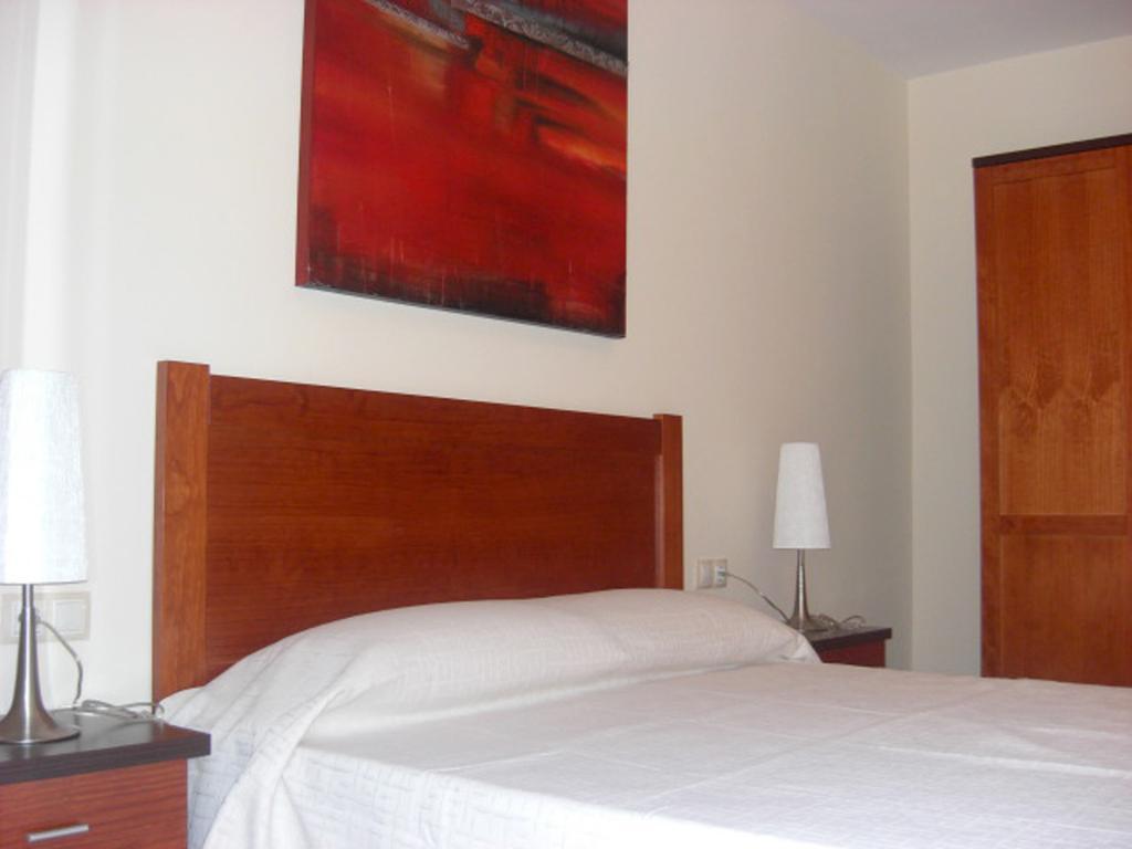 Cal Ribero Aparthotel Vilanova De La Sal Rum bild