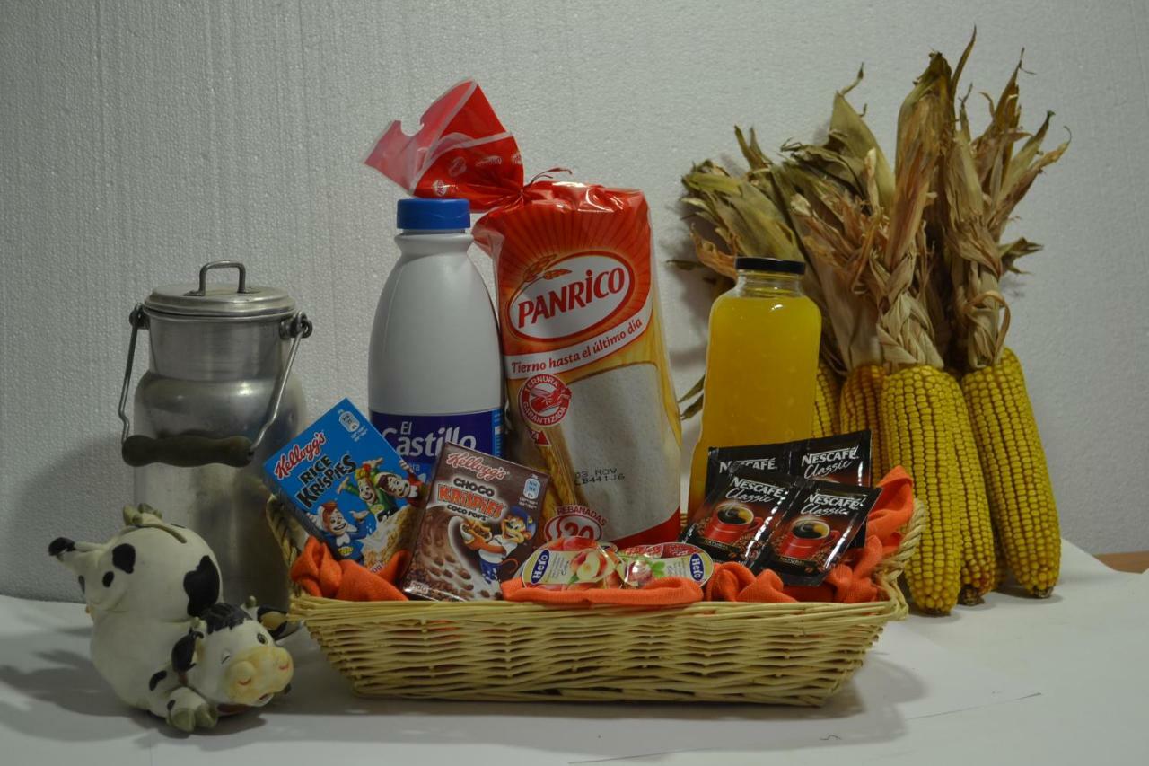 Cal Ribero Aparthotel Vilanova De La Sal Exteriör bild