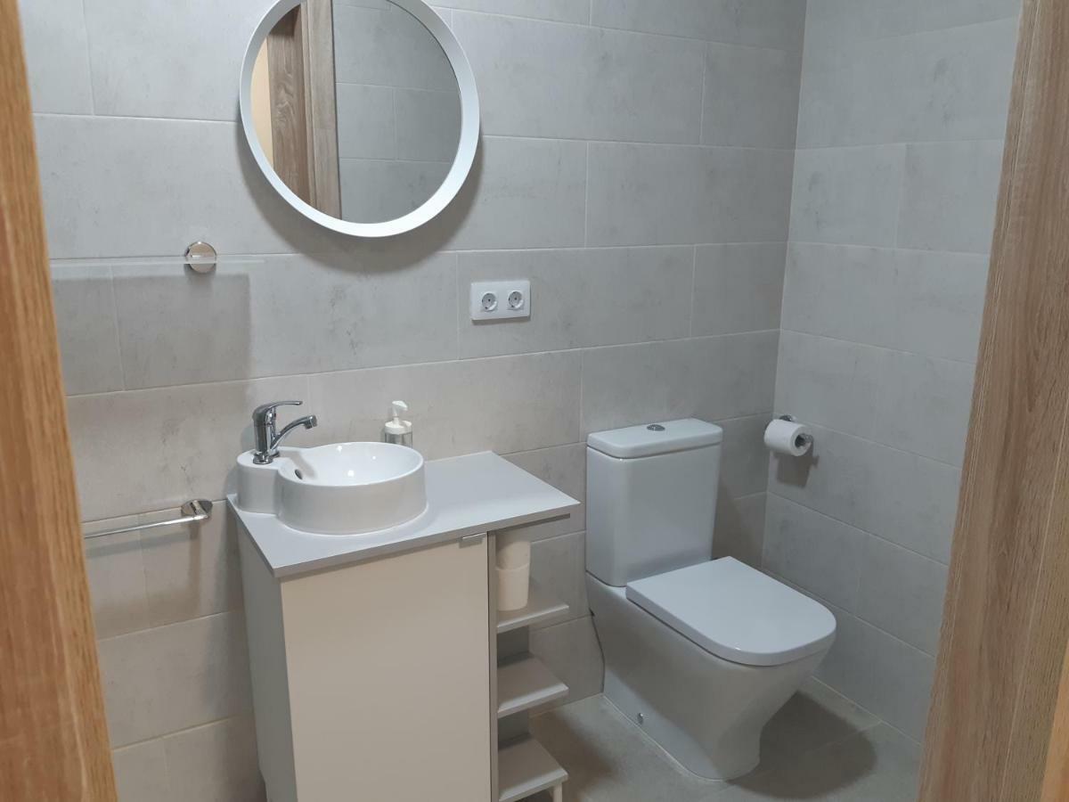 Cal Ribero Aparthotel Vilanova De La Sal Exteriör bild