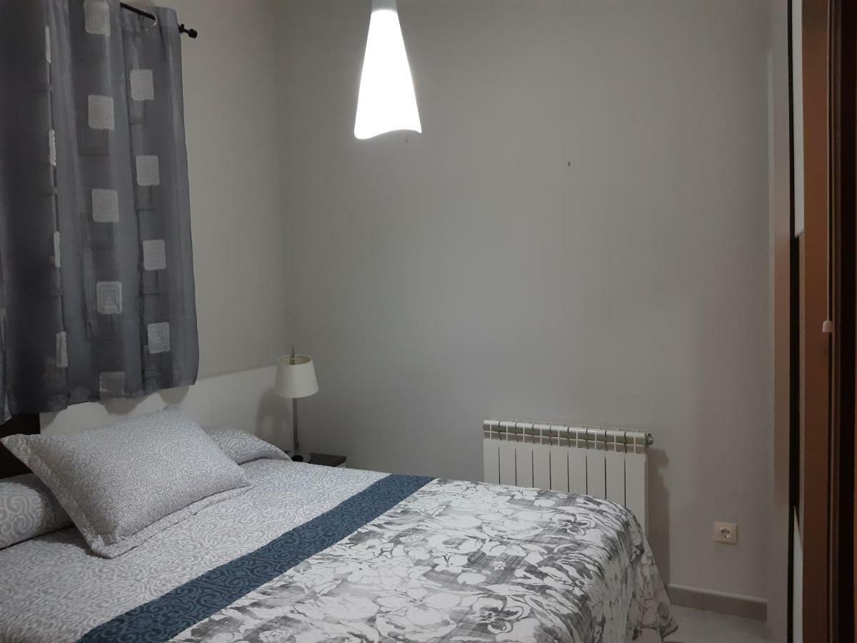 Cal Ribero Aparthotel Vilanova De La Sal Exteriör bild