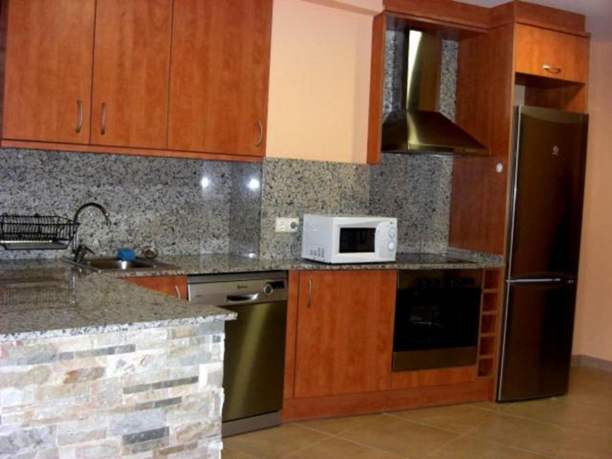 Cal Ribero Aparthotel Vilanova De La Sal Exteriör bild