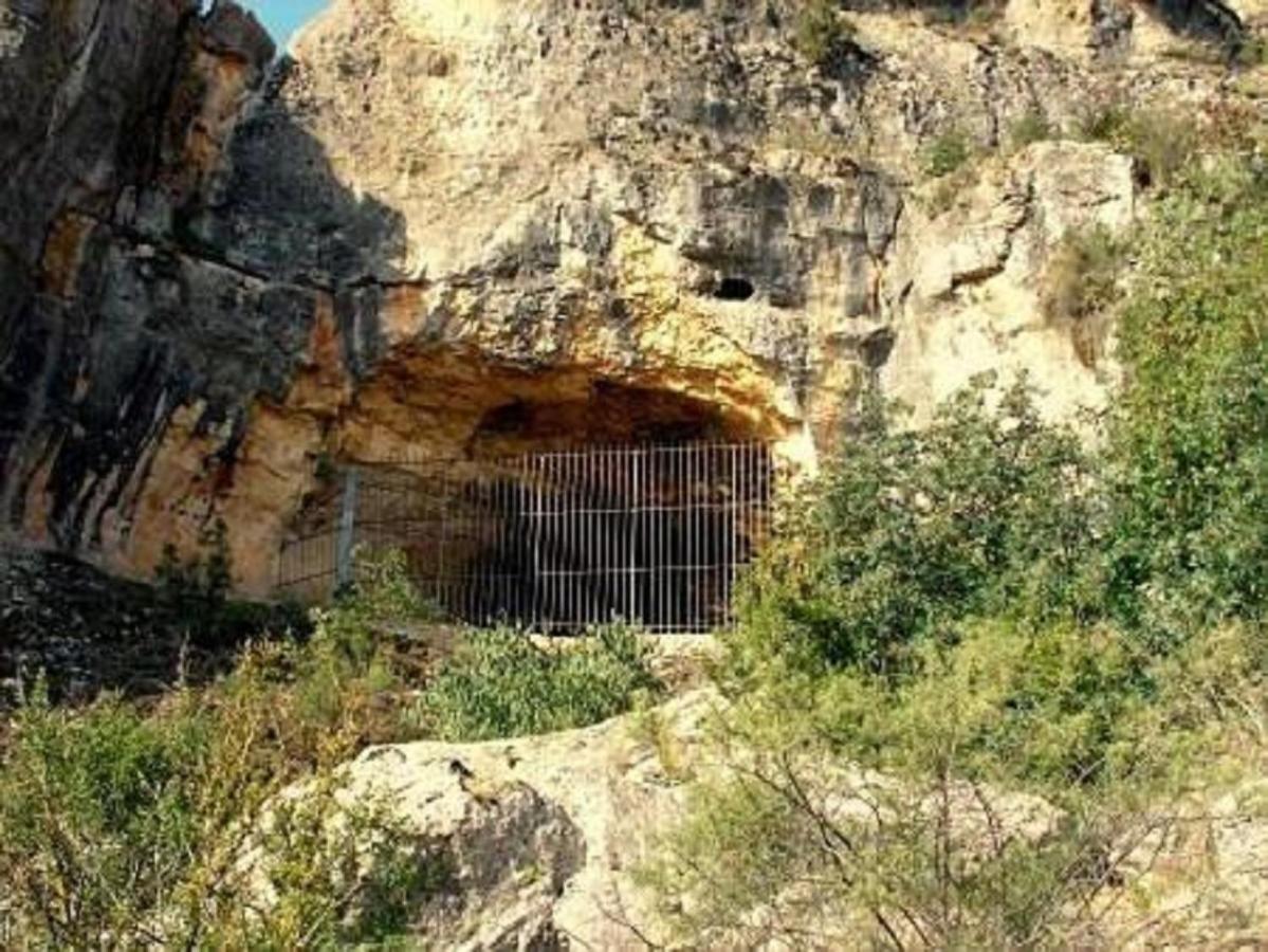 Cal Ribero Aparthotel Vilanova De La Sal Exteriör bild